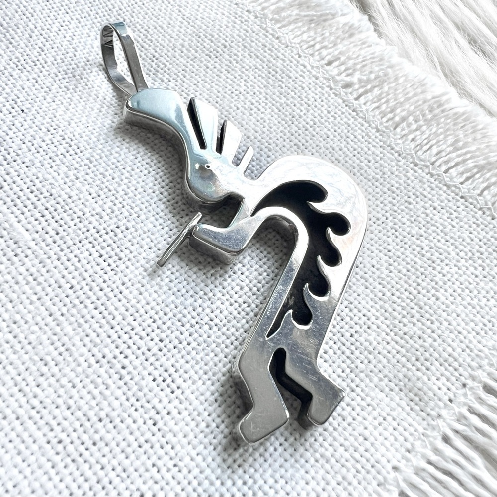 Vintage NATIVE Large Kokopelli Reversible Sterling Silver Southwestern Pendant - Picture 6 of 8